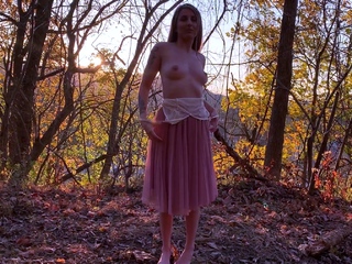 Petite small tit babe with perfect pussy masturbates